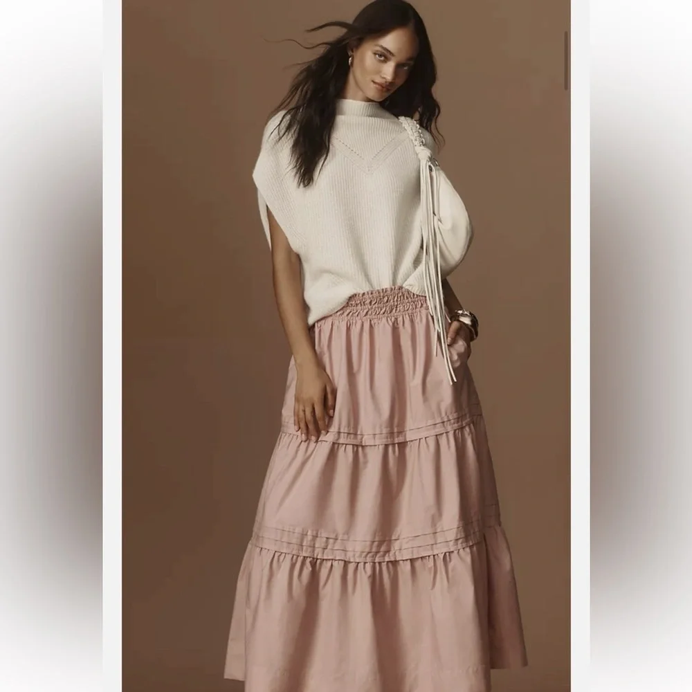 The Loverly Grey Somerset Maxi Skirt size small
By Anthropologie EUC - Picture 4 of 11